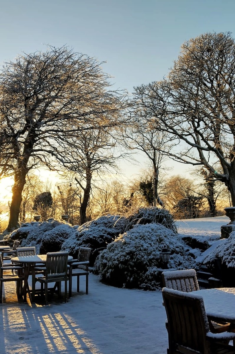 Standing within its own estate, a mere half mile from the Scottish Borders, our Georgian Manor House is a truly enchanting setting to spend the festive season. (1701 x 2560 px)